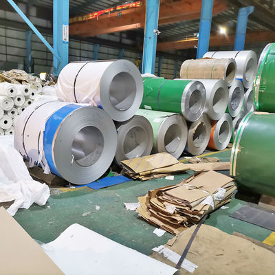 0.3 - 14 مم الفولاذ المقاوم للصدأ المدرفلة على الساخن لفائف 1000 مم مع مثابرة عالية وليونة